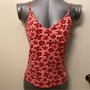 The North Face Pink Fitted Sleeveless Camisole Medium
